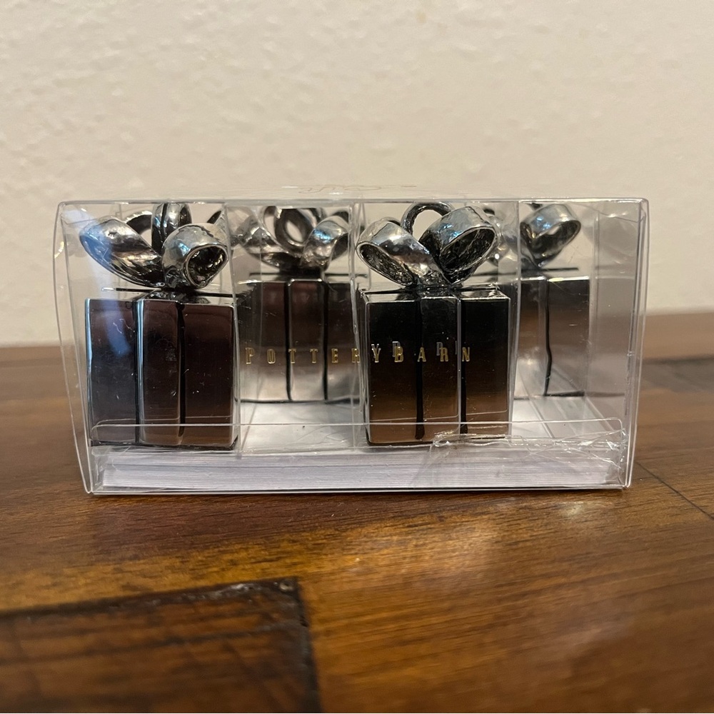New Pottery Barn Marque Place Place Card Holders